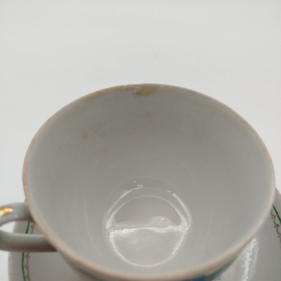 Пара чайная с цветочным декором, подпись "Чашка для Наташи. Разукрасил А.К. Каспаров"