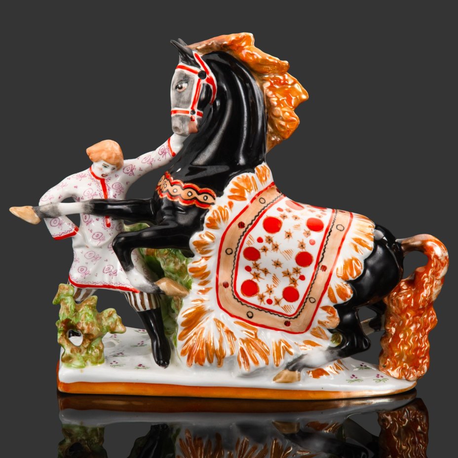 Статуэтка (фрагмент триптиха) "Конек-Горбунок", автор С.М. Орлов, фарфор, роспись, люстр, Дмитровский фарфоровый завод (ДФЗ Вербилки), Дмитровский фарфоровый завод (ДФЗ Вербилки)