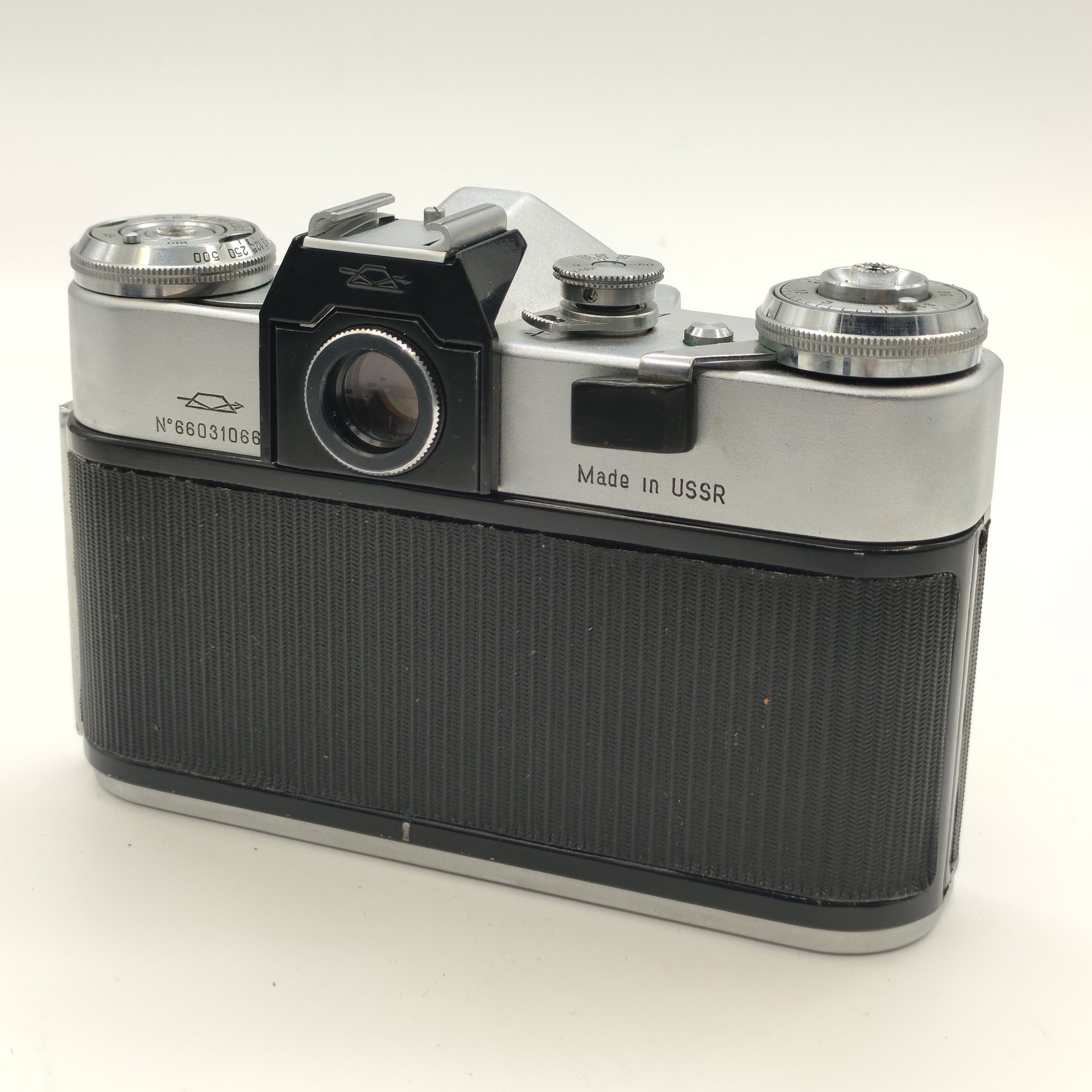 Фотоаппарат "Зенит-Е"  с объективом "Индустар-50"в оригинальном кофре, металл, стекло, пластик, кожа, Красногорский механический завод (КМЗ), СССР, 1965-1986 гг.