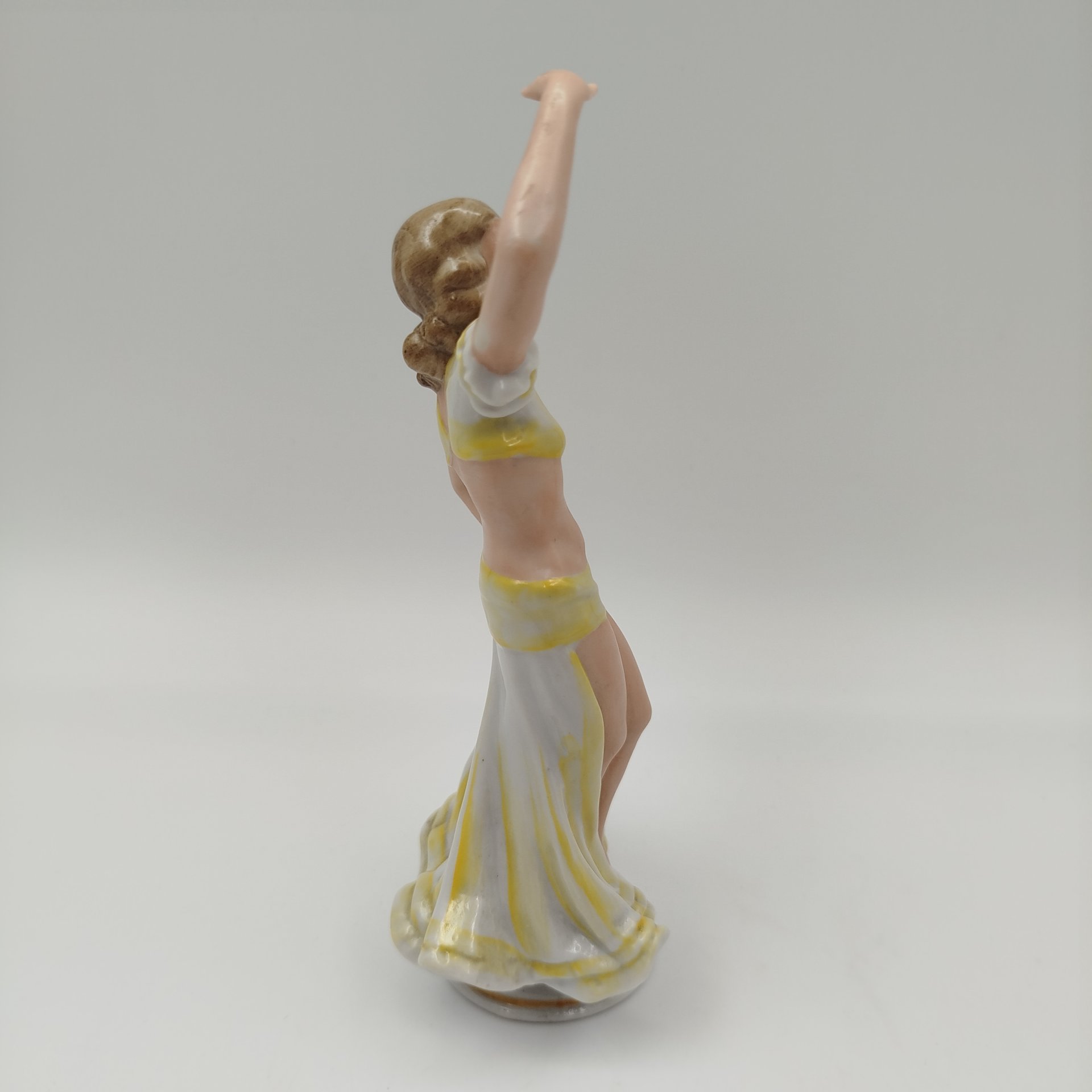 Статуэтка "Танцовщица в желтом платье", фарфор, роспись, Fasold & Stauch Bock Wallendorf, Германия, 1960-1972 гг.