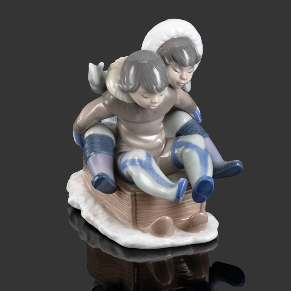 Статуэтка "Дети на санках", Lladro