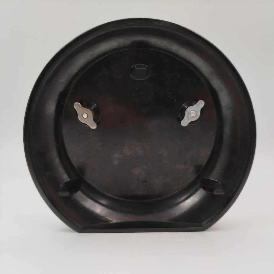 Часы настольные «Маяк», металл, хрусталь, пластик, Сердобский часовой завод «Маяк», СССР, 1960-1980 гг.