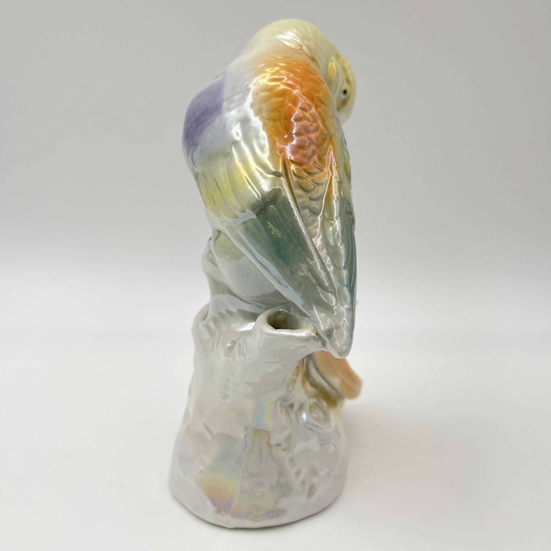 Статуэтка "Попугай на ветке"