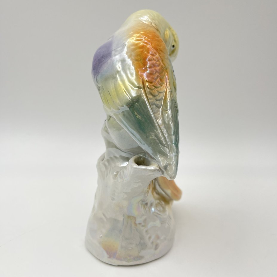 Статуэтка "Попугай на ветке"