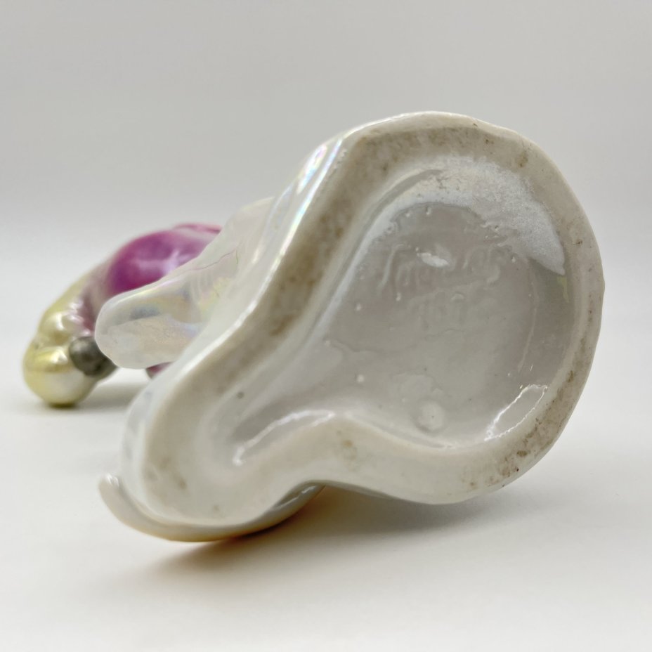 Статуэтка "Попугай на ветке"