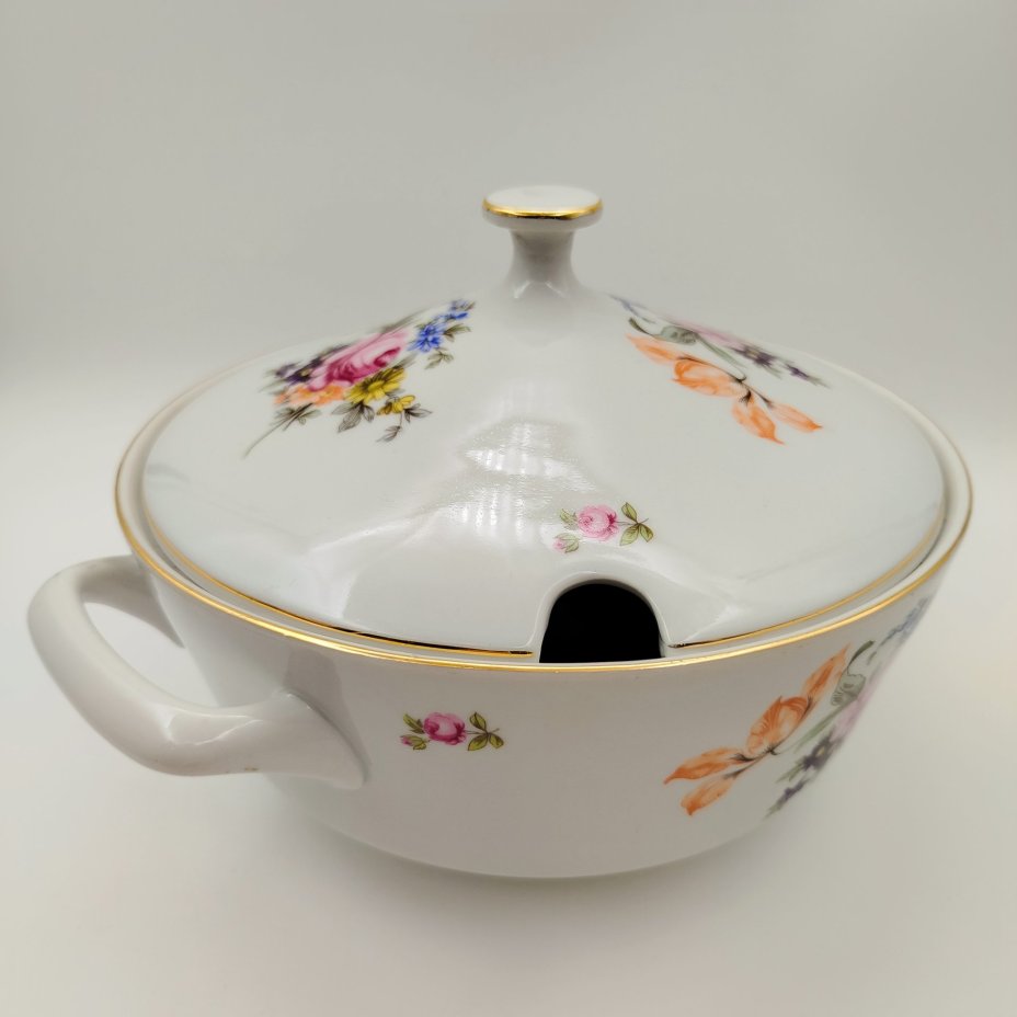 Супница с цветочным декором, фарфор, деколь, золочение, Bohemia (Neurohlau), Чехословакия, 1970-1990 гг.