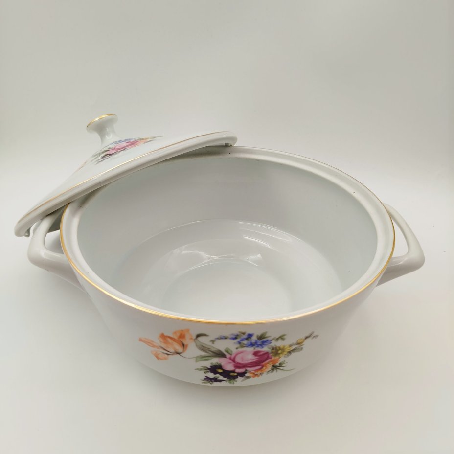 Супница с цветочным декором, фарфор, деколь, золочение, Bohemia (Neurohlau), Чехословакия, 1970-1990 гг.