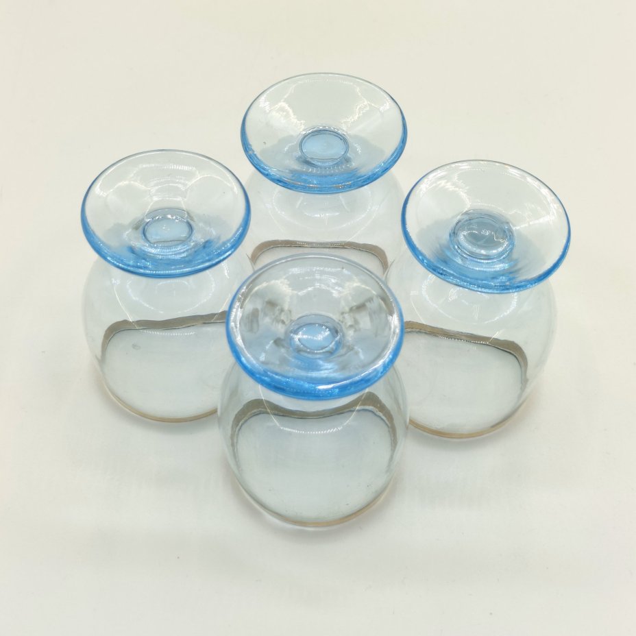 Набор из 4-х ликерных рюмок голубого оттенка