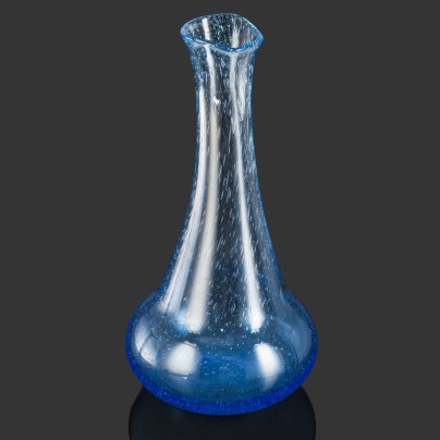 Ваза для цветов голубого оттенка с эффектом "бульгазе", стекло, Западная Европа, 1970-1990 гг.