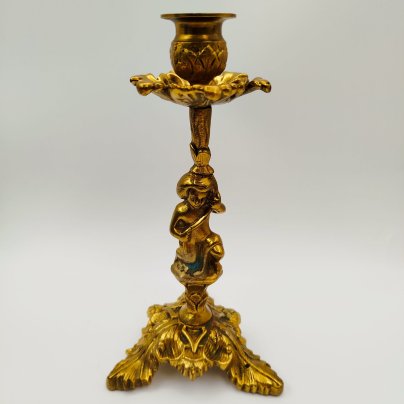 Подсвечник на фигурном основании в виде юноши с растительным побегом, латунь, литье, Западная Европа, 1980-1990 гг.