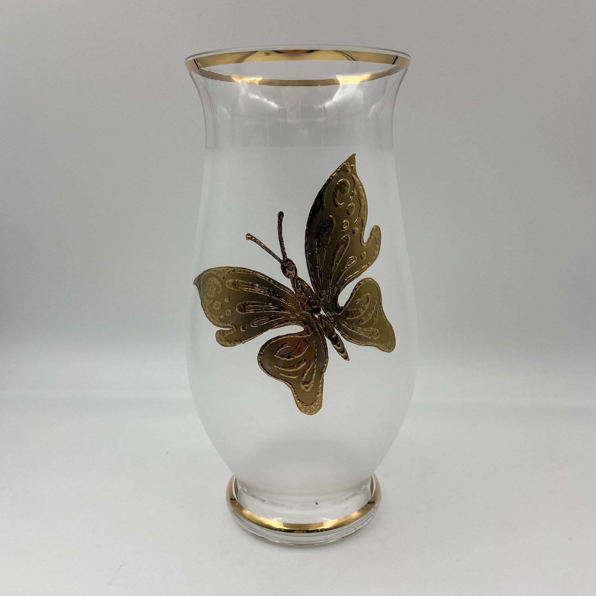 Ваза "Золотая бабочка", стекло, матирование, золочение, Чехия, 1995-2015 гг.