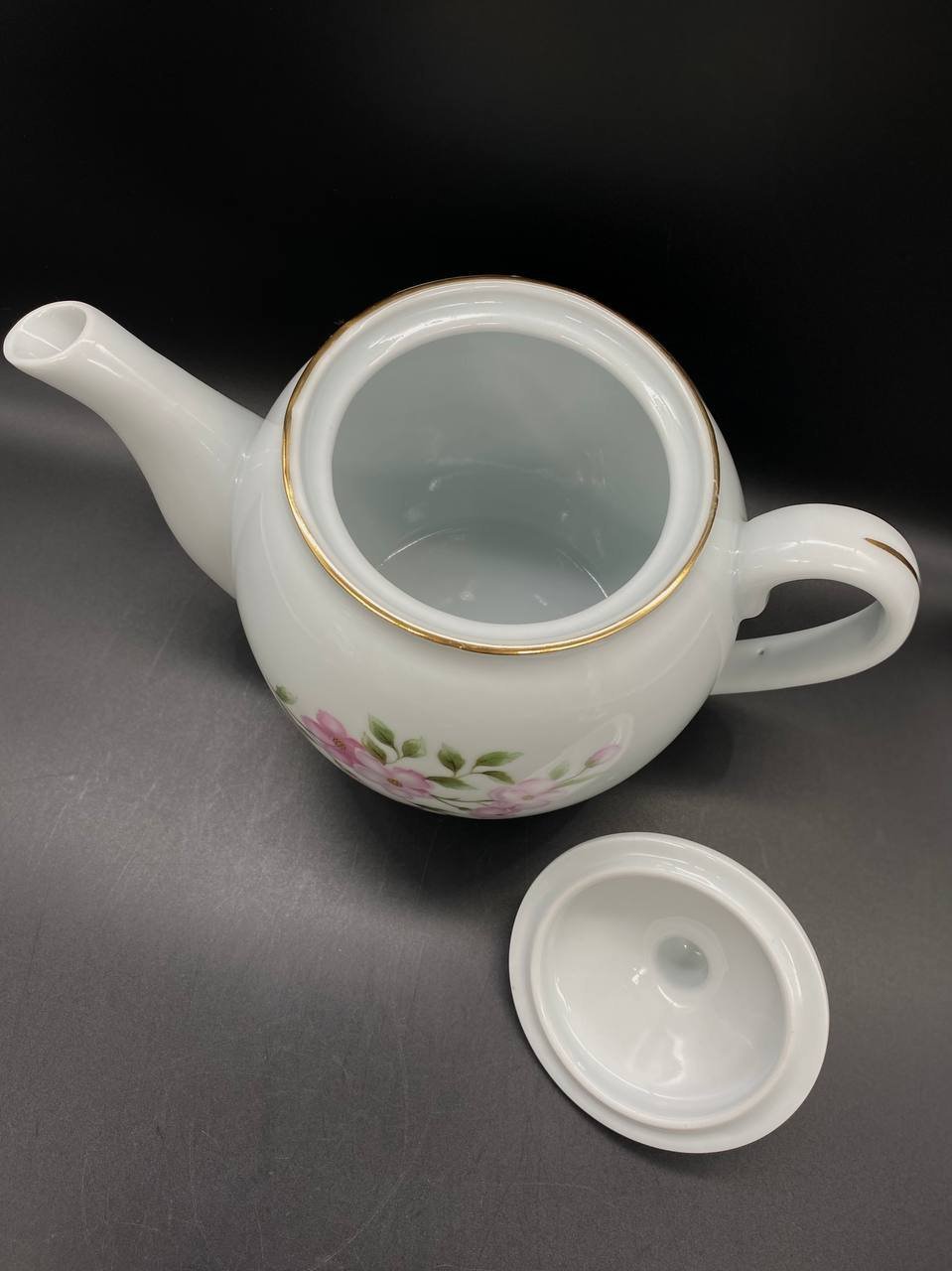 Чайник заварочный с цветочным декором, фарфор, деколь, золочение, Royal Dux