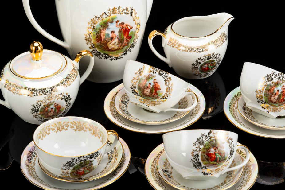 Сервиз чайный "Мадонна" на 4 персоны (15 предметов), фарфор, деколь, люстр, золочение, Fortuna Eisenberg, ГДР, 1960-1973 гг.