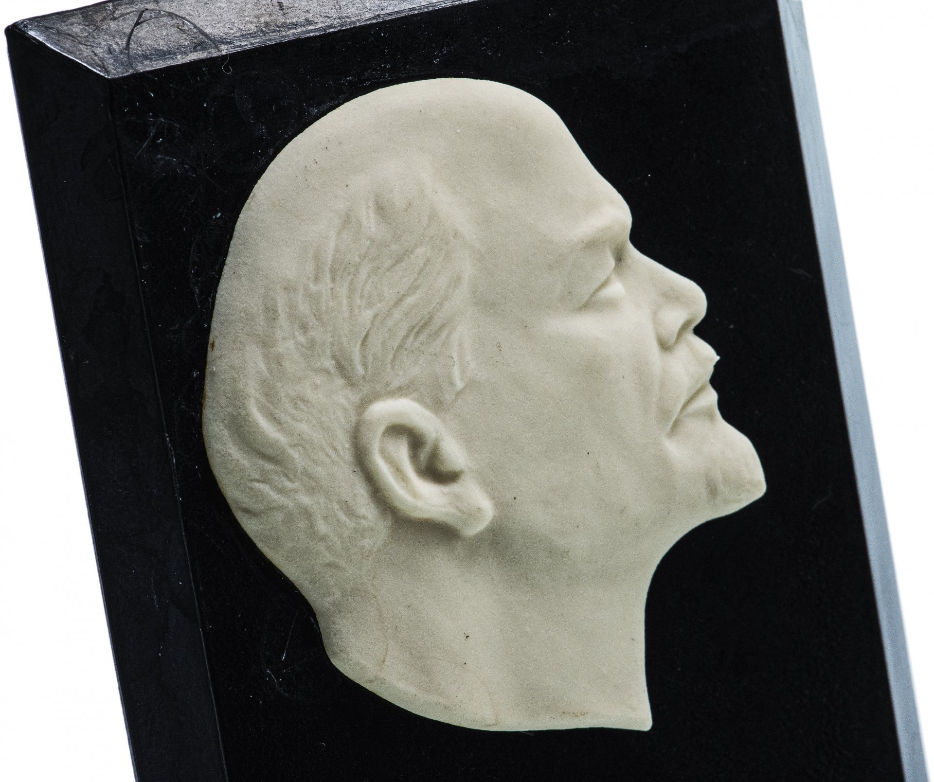 Барельеф "В.И. Ленин" настольный, СССР, 1970-1980 гг.