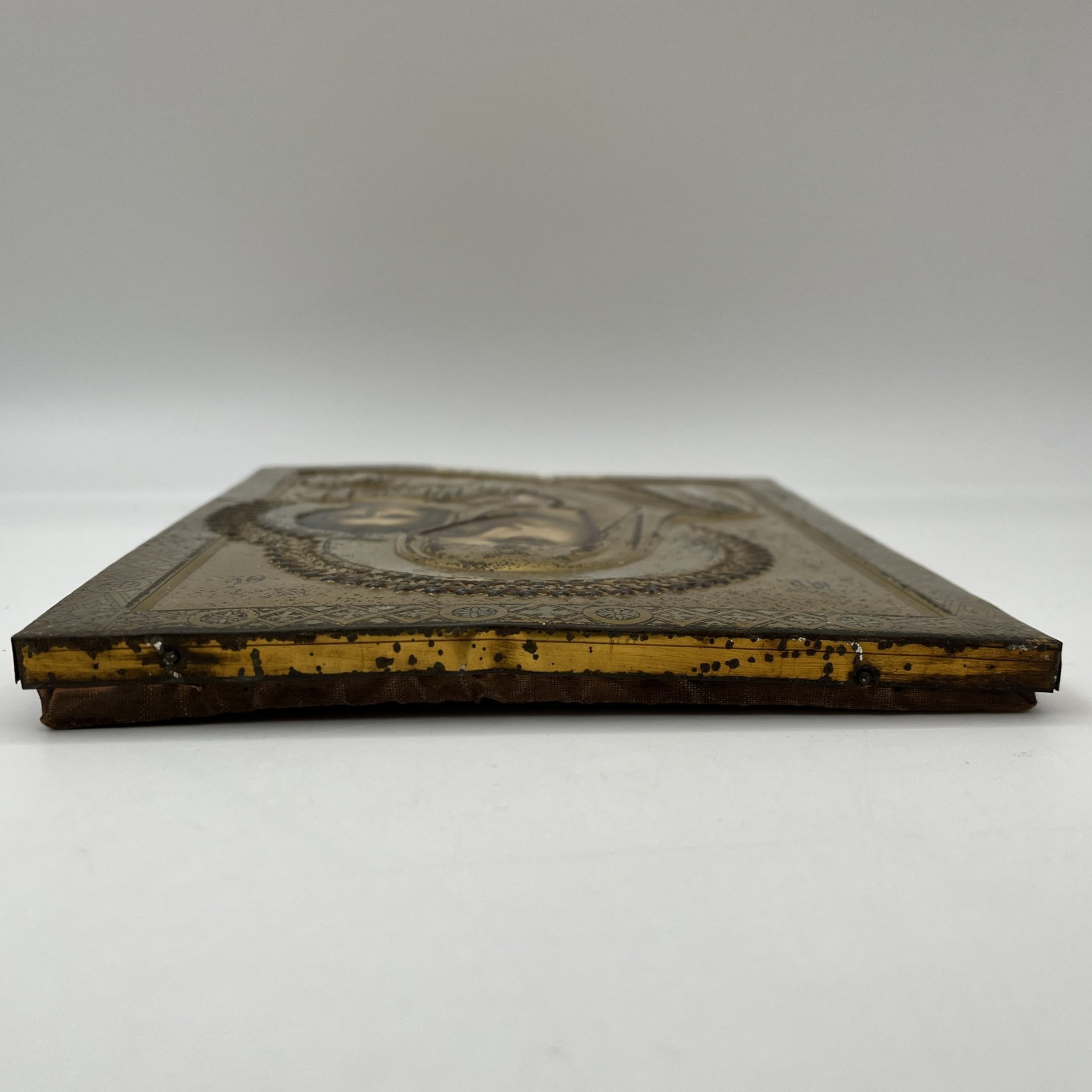 Икона "Образ Богородицы Казанской", металл, хромолитография, Фабрика «Жако и Бонакер», Российская империя, 1895-1915 гг.