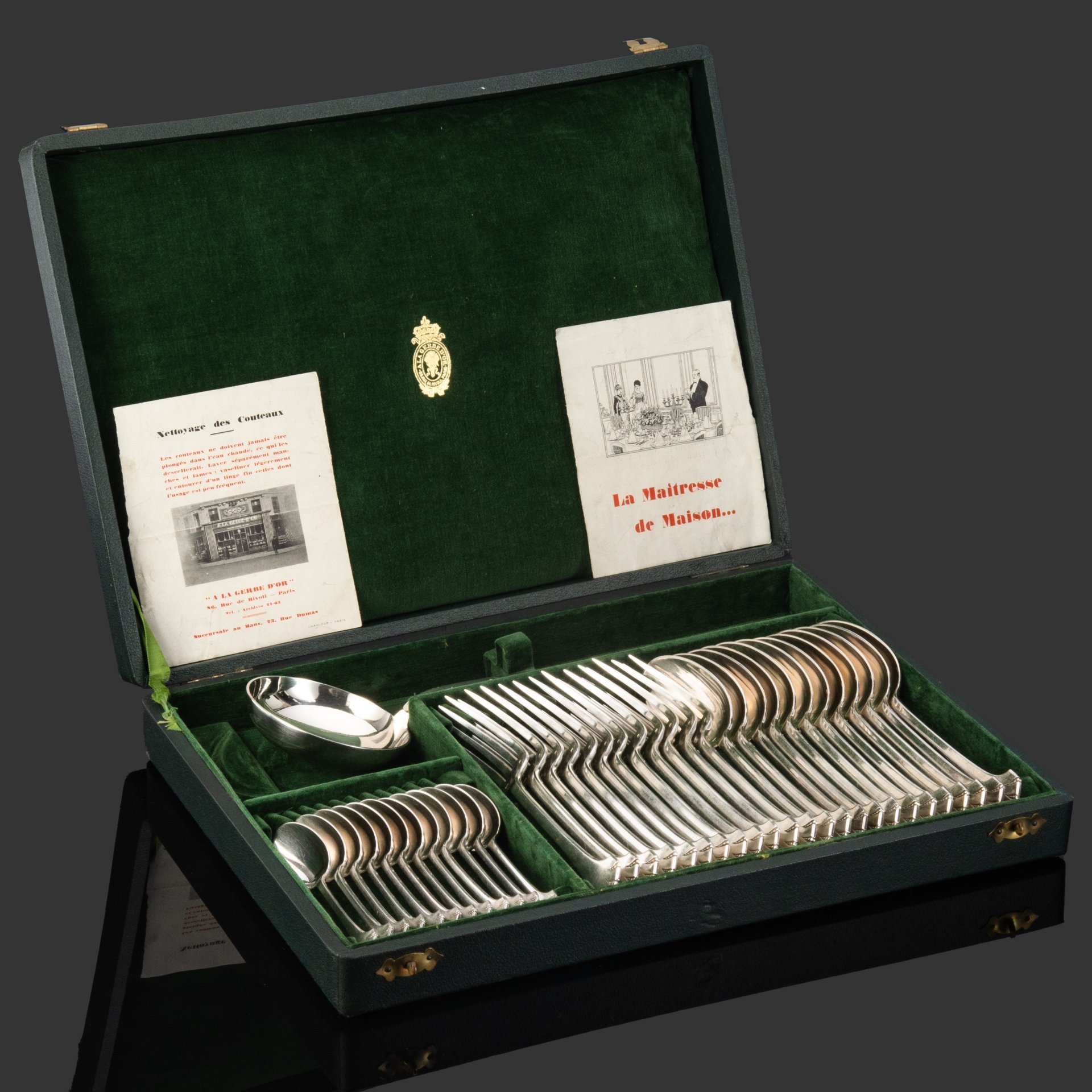 Набор столовых приборов на 12 персон в футляре (37 предметов), фирма "A La Gerbe D'or ", металл, серебрение, фанера, Франция, 1950-1970 гг.