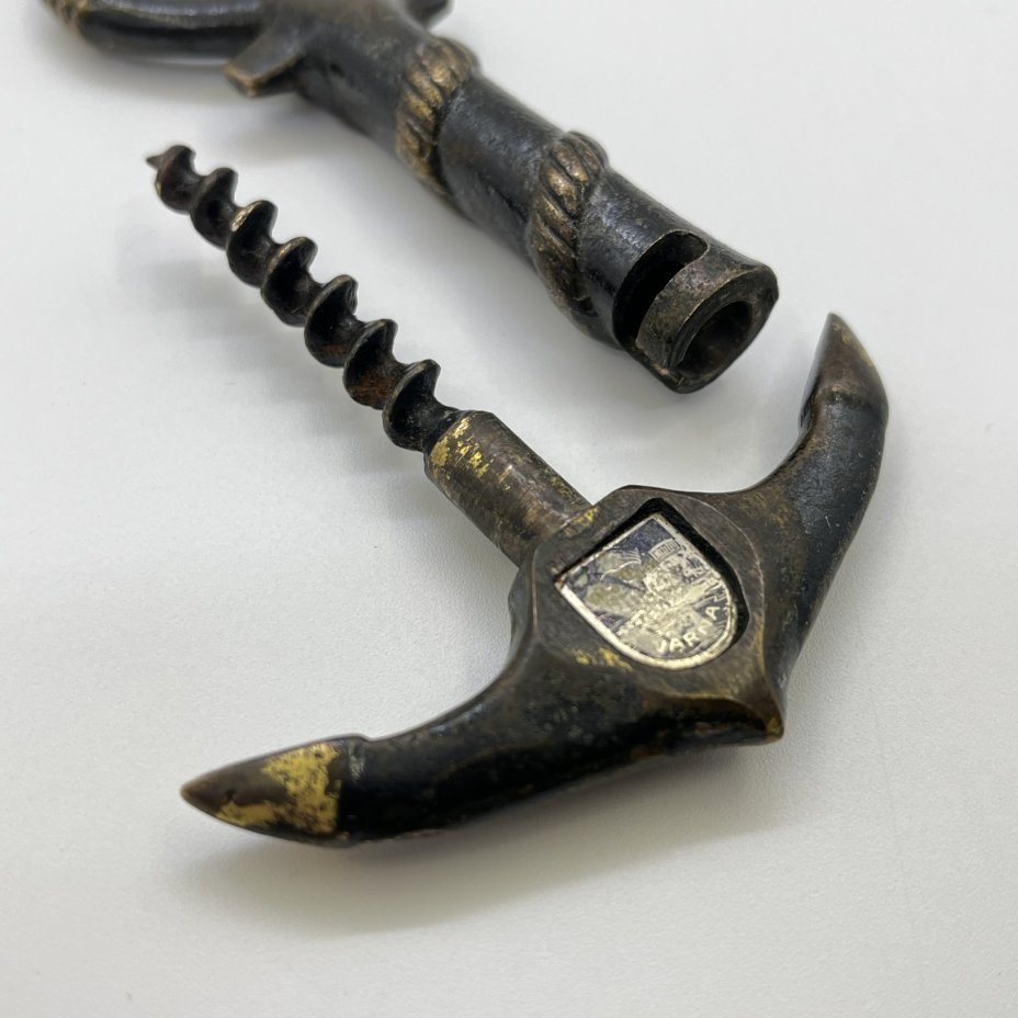 Штопор в виде якоря "Bulgaria"