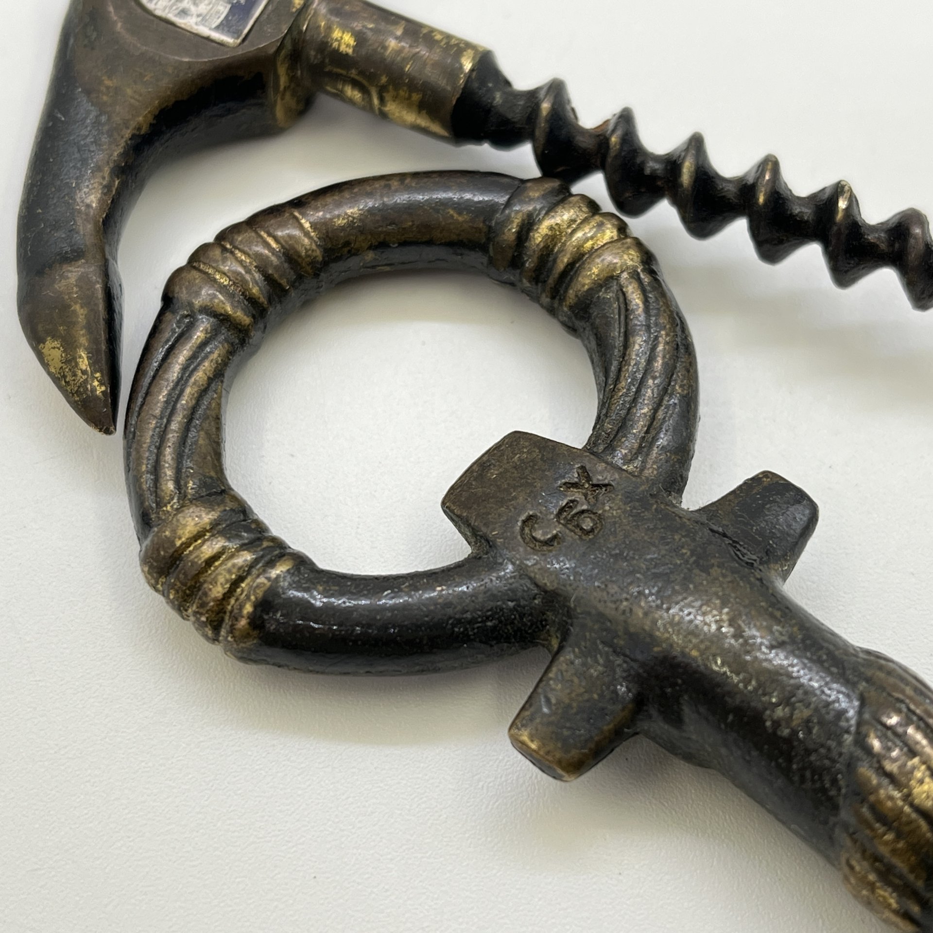 Штопор в виде якоря "Bulgaria"