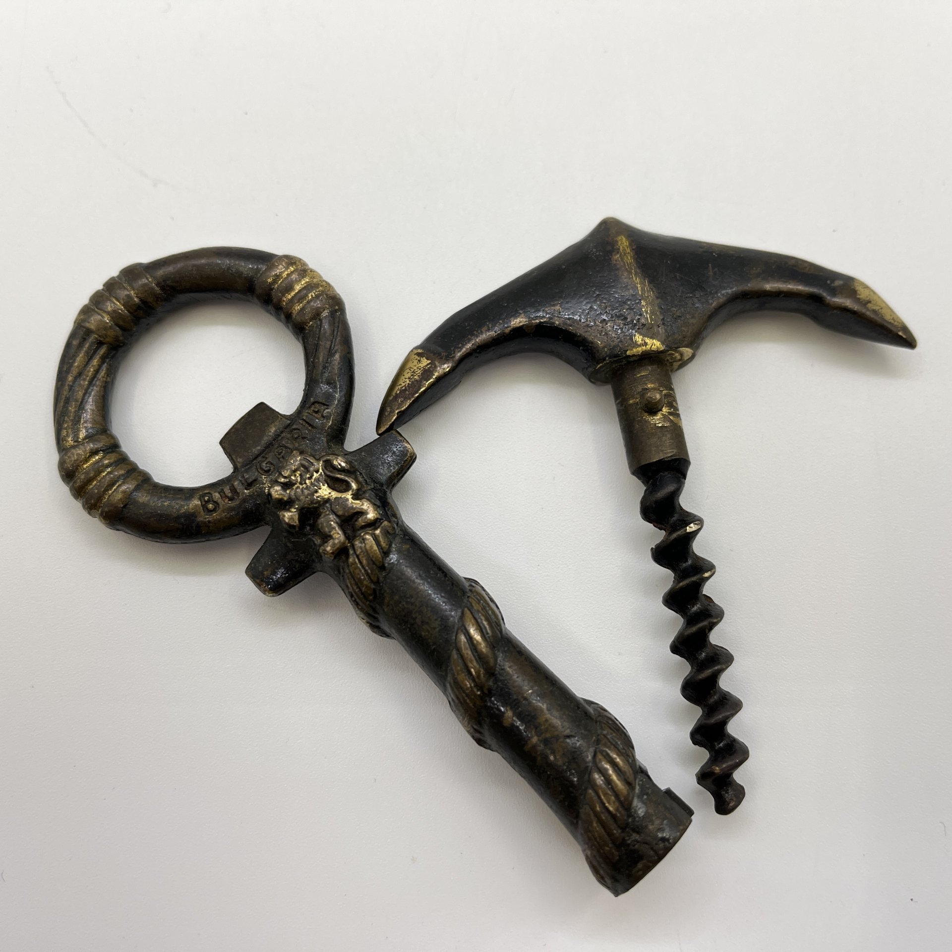 Штопор в виде якоря "Bulgaria"