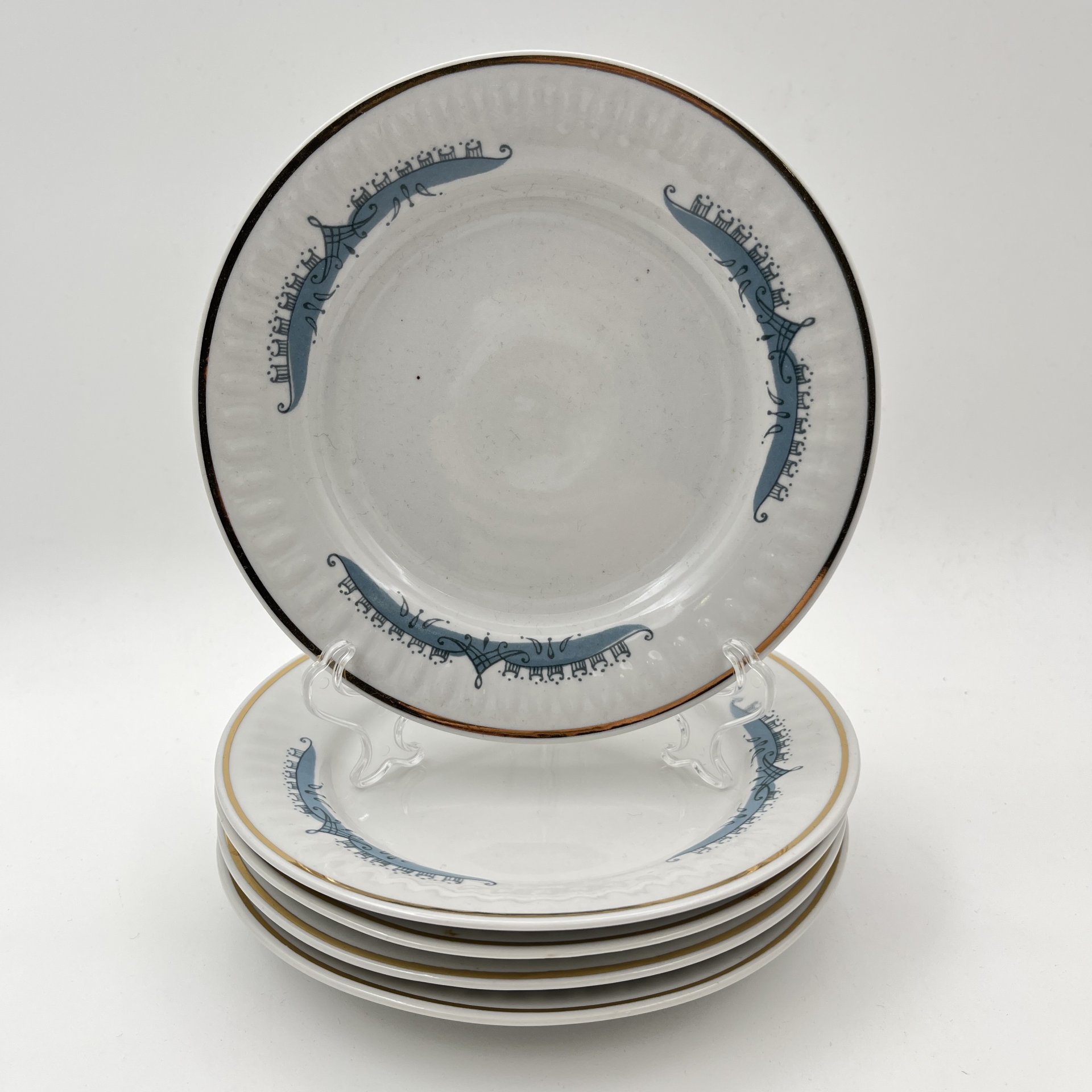 Набор из 5-ти тарелок, выполненных в голубых оттенках, фарфор, деколь, золочение, Тернопольский фарфоровый завод, СССР, 1975-1991 гг.