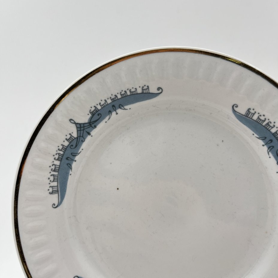 Набор из 5-ти тарелок, выполненных в голубых оттенках, фарфор, деколь, золочение, Тернопольский фарфоровый завод, СССР, 1975-1991 гг.