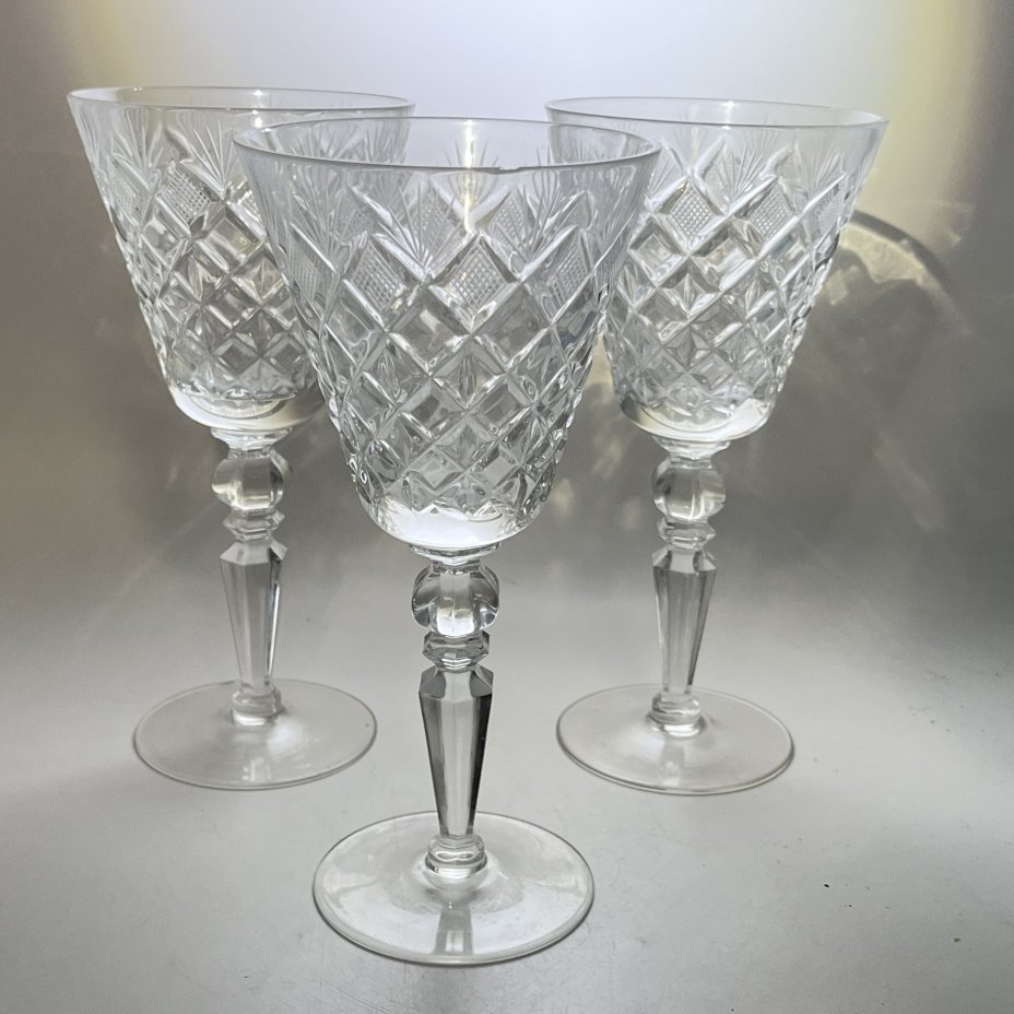 Набор бокалов на 3 персоны с резным геометрическим декором, хрусталь, пресс, алмазная грань, СССР, 1970-1990 гг.