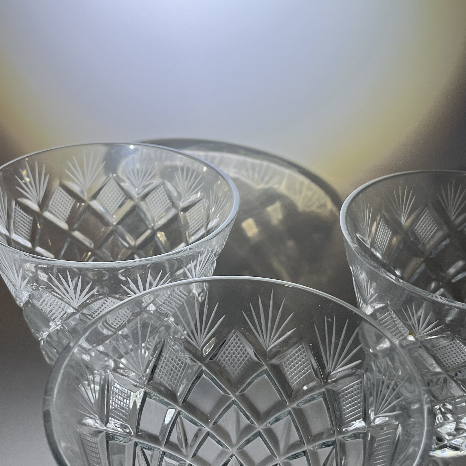 Набор бокалов на 3 персоны с резным геометрическим декором, хрусталь, пресс, алмазная грань, СССР, 1970-1990 гг.