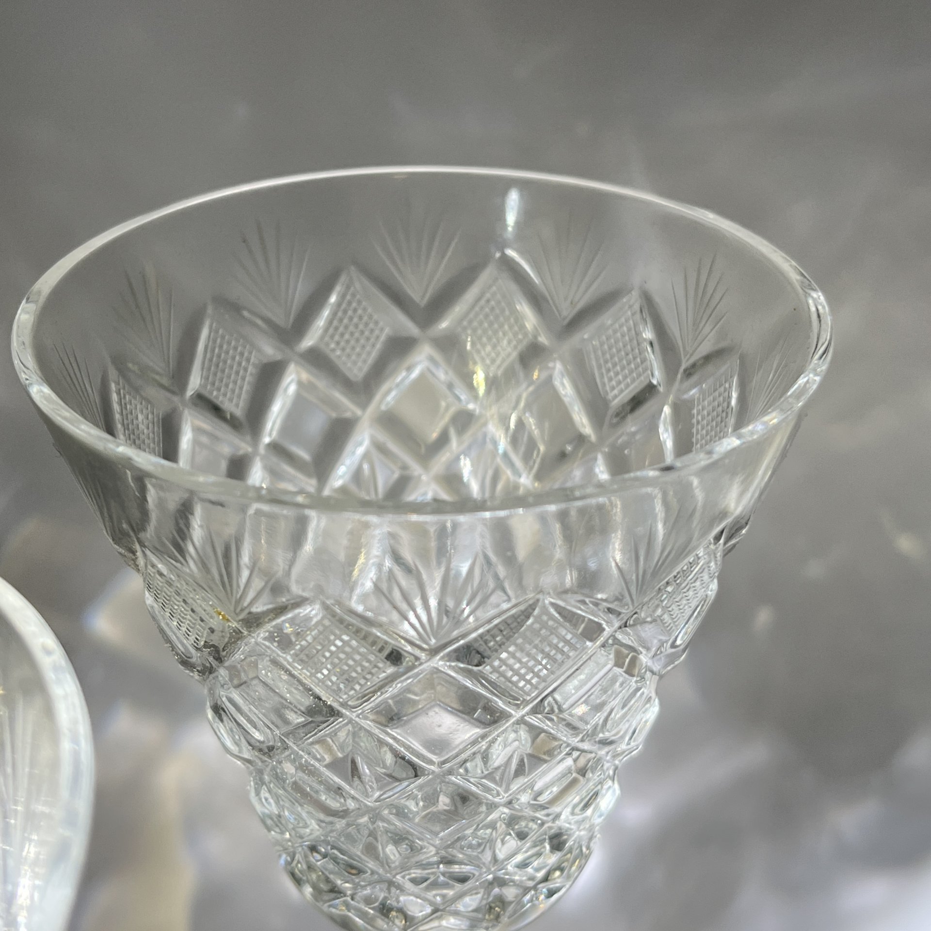 Набор бокалов на 3 персоны с резным геометрическим декором, хрусталь, пресс, алмазная грань, СССР, 1970-1990 гг.