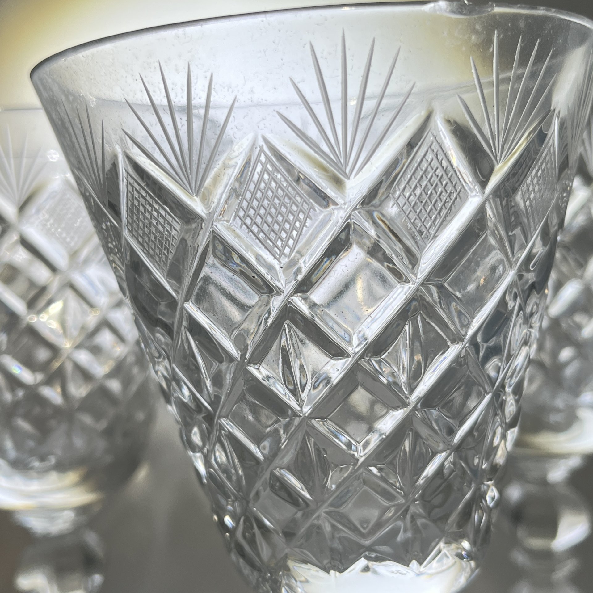 Набор бокалов на 3 персоны с резным геометрическим декором, хрусталь, пресс, алмазная грань, СССР, 1970-1990 гг.