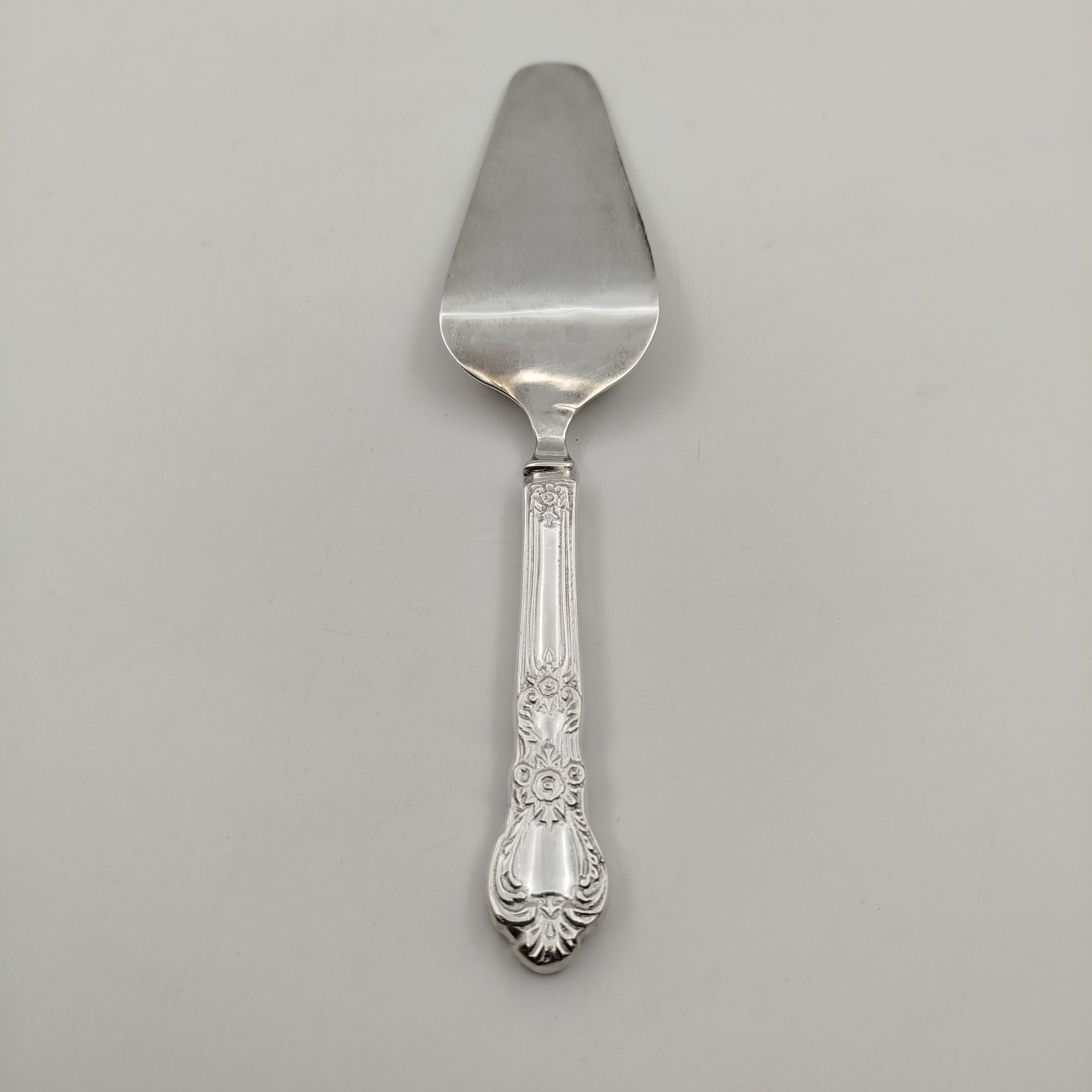 Лопатка сервировочная с растительным декором, металл, Индия, 1970-1990 гг.