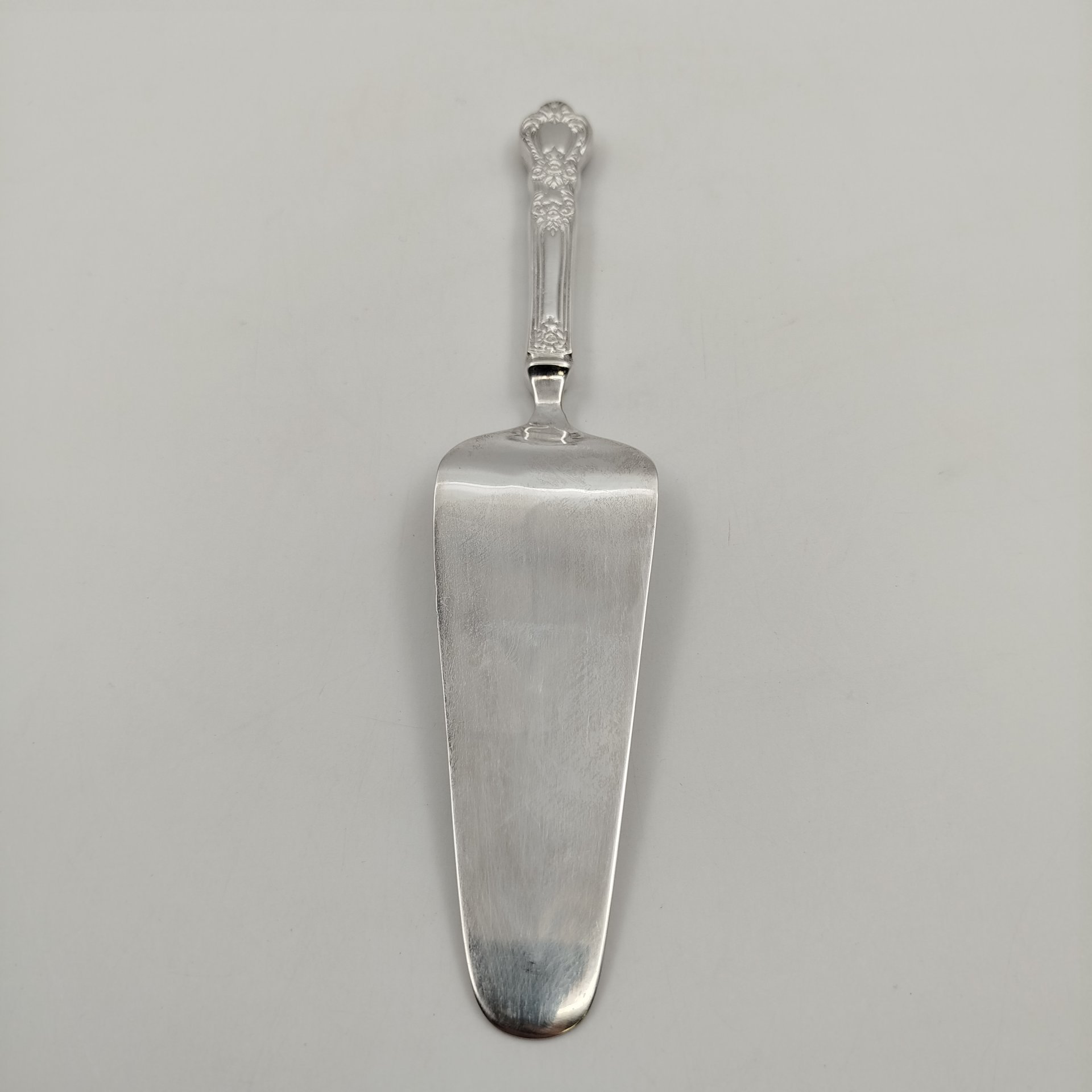 Лопатка сервировочная с растительным декором, металл, Индия, 1970-1990 гг.