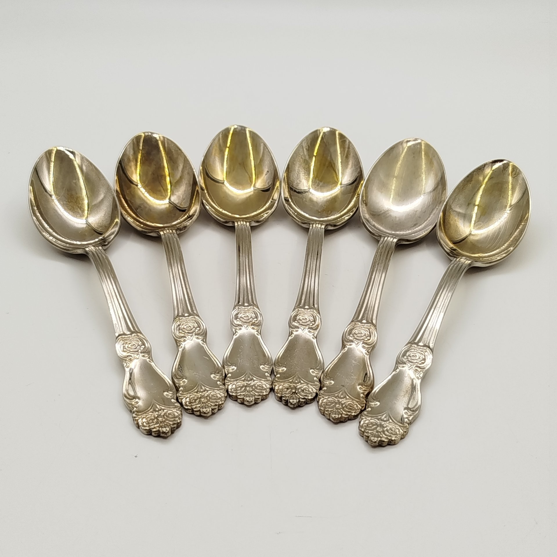 Набор из шести десертных ложек "Серебряная роза"