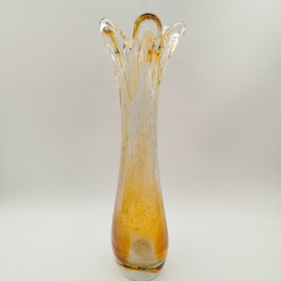 Ваза янтарного оттенка с эффектом "бульгазе", стекло, СССР, 1970-1990 гг.