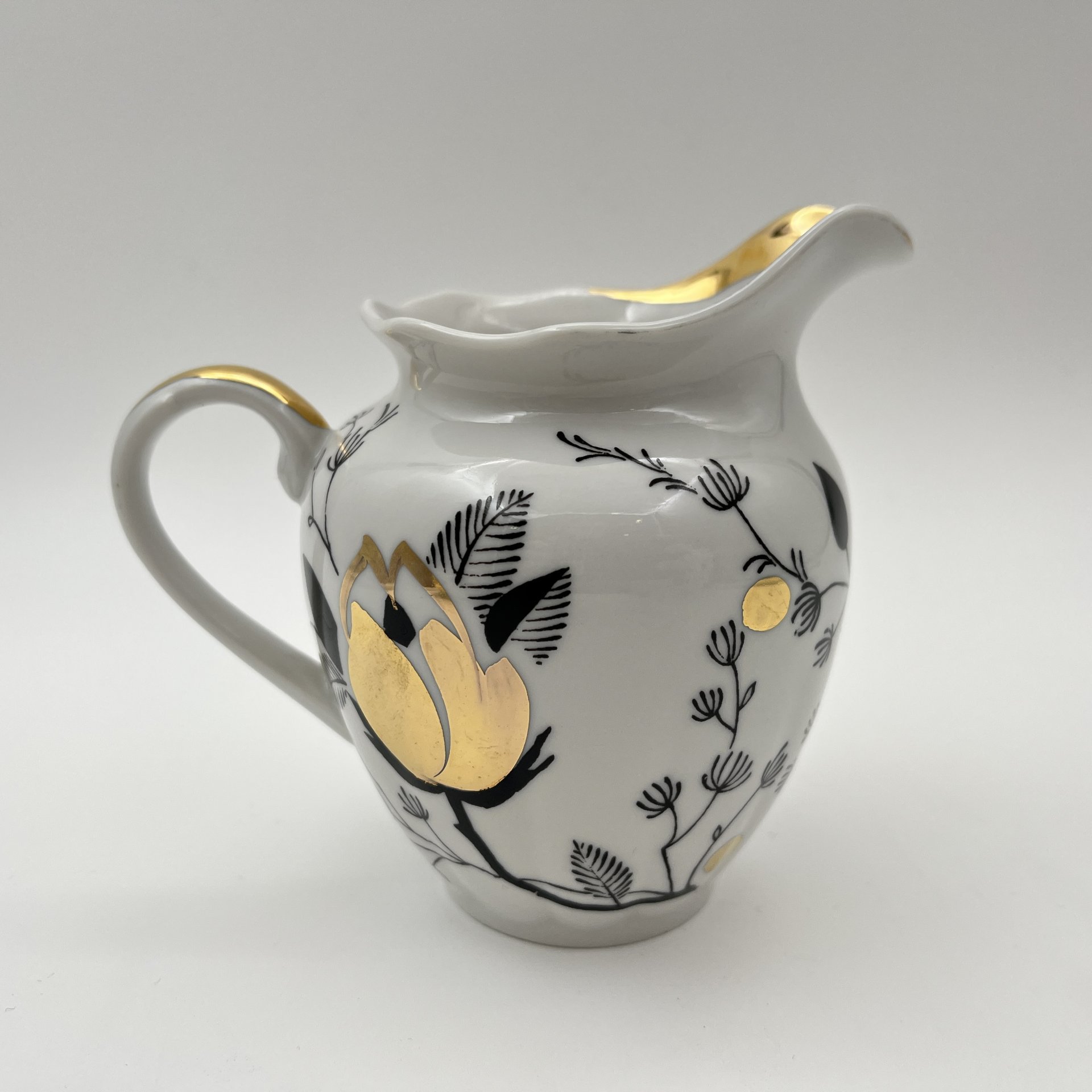 Набор чайный "Золотая роза" (3 предмета), фарфор, деколь, золочение, Дмитровский фарфоровый завод (ДФЗ Вербилки), СССР, 1965-1991 гг.