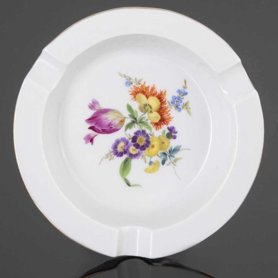 Пепельница, декорированная цветами, Meissen (Мейсенский фарфор), Meissener Porzellan (Мейсенский фарфор)