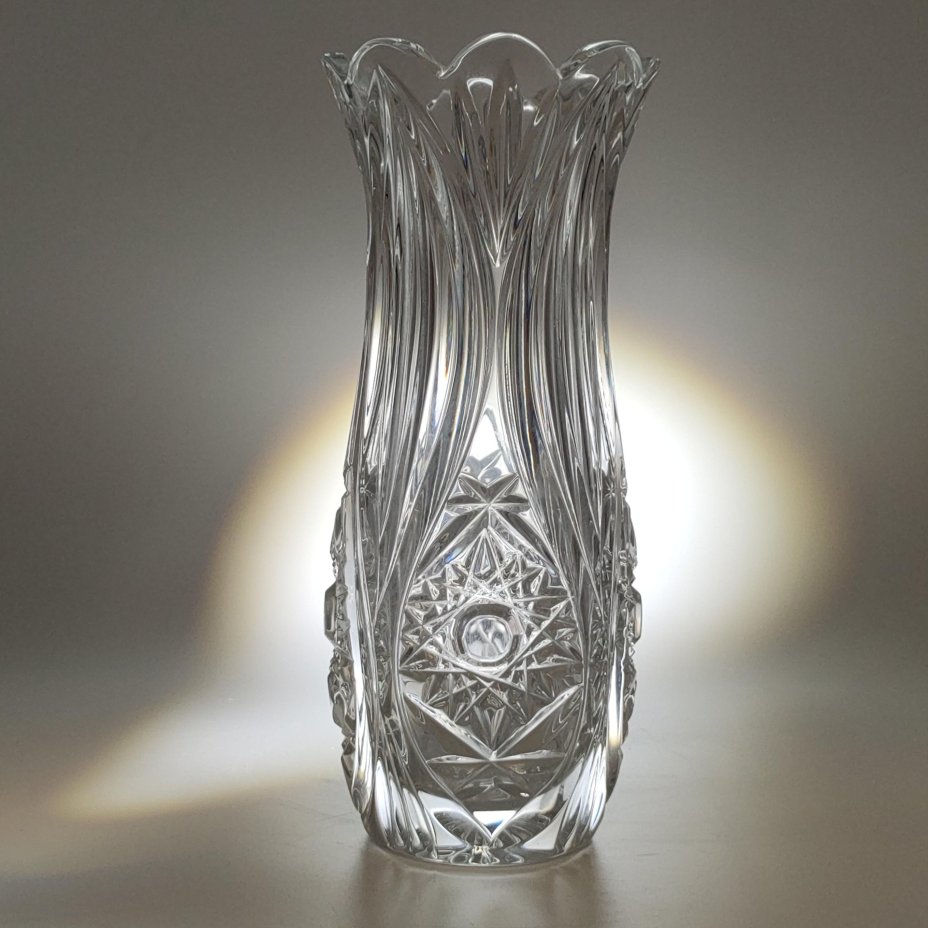 Вазочка для небольшого букета с геометрическим декором, хрусталь, алмазная грань, СССР, 1970-1990 гг.