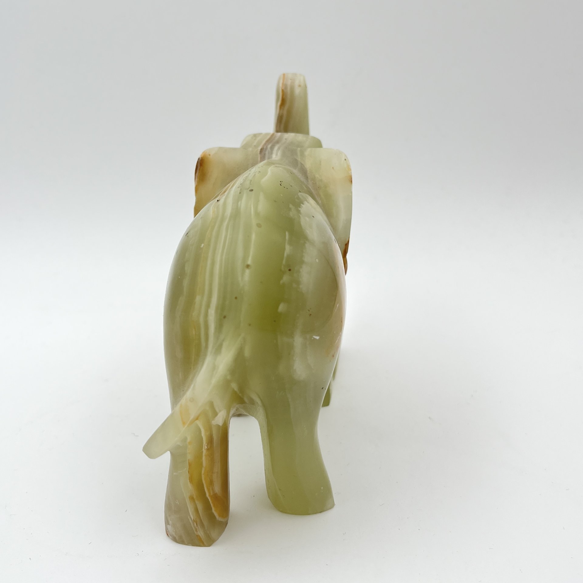 Статуэтка "Слон со слоненком", натуральный камень (оникс), резьба, Азия, 2000-2015 гг.