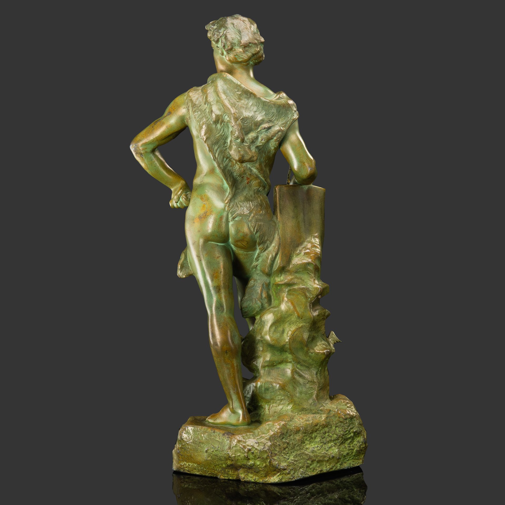 Скульптура "Гений труда" ("Genie du travail"), автор Анри Луи Левассер (1853-1935 гг.)