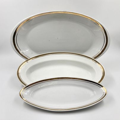 Набор из 3-х овальных сервировочных блюд, Рижский фарфоро-фаянсовый завод, Дулёво, фаянсовый завод им. М. И. Калинина, фарфор, фаянс, золочение, 1960-1990 гг.