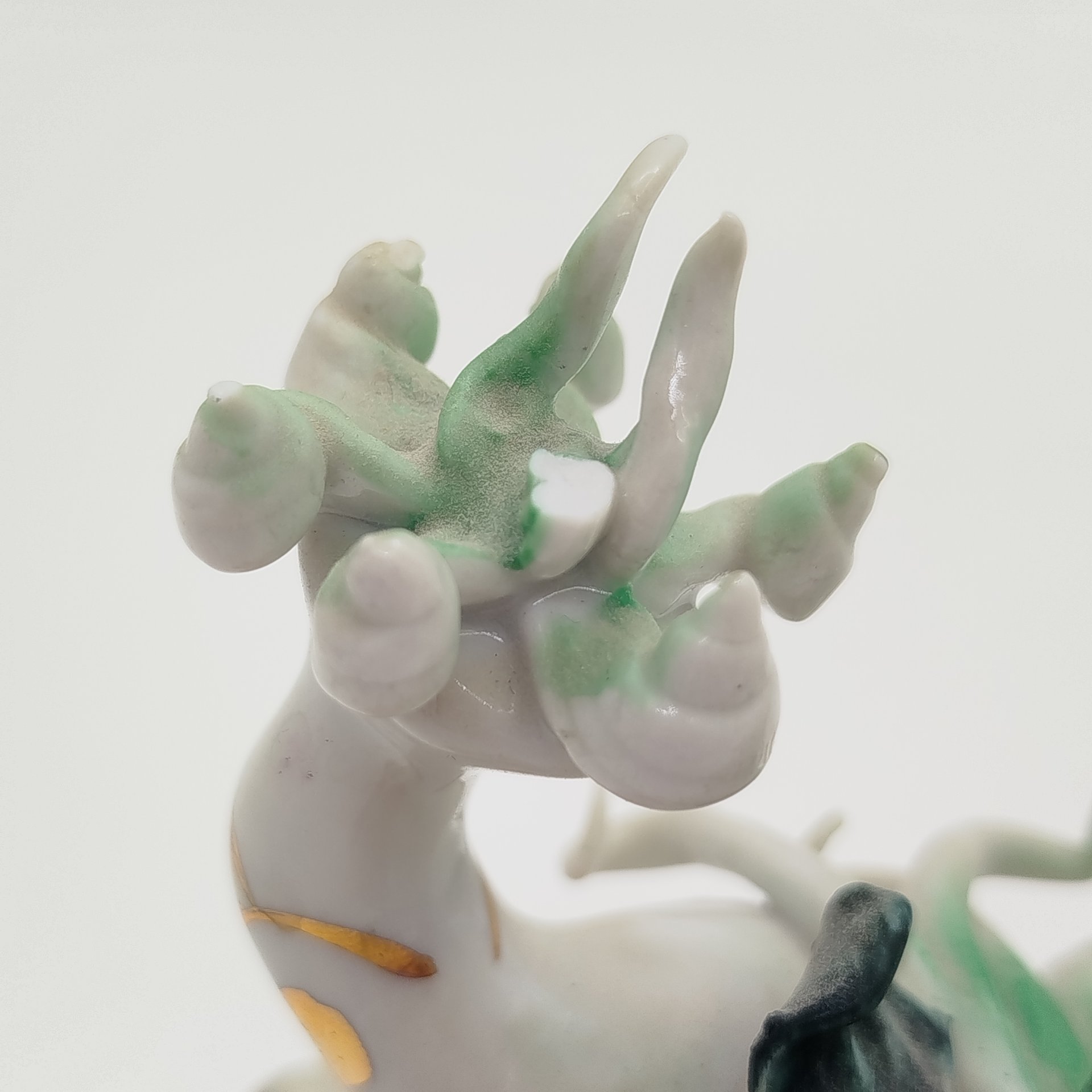 Статуэтка "Собака Фу" ("Небесный лев Будды"), фарфор, роспись, золочение, Китай, 1990-2010 гг.