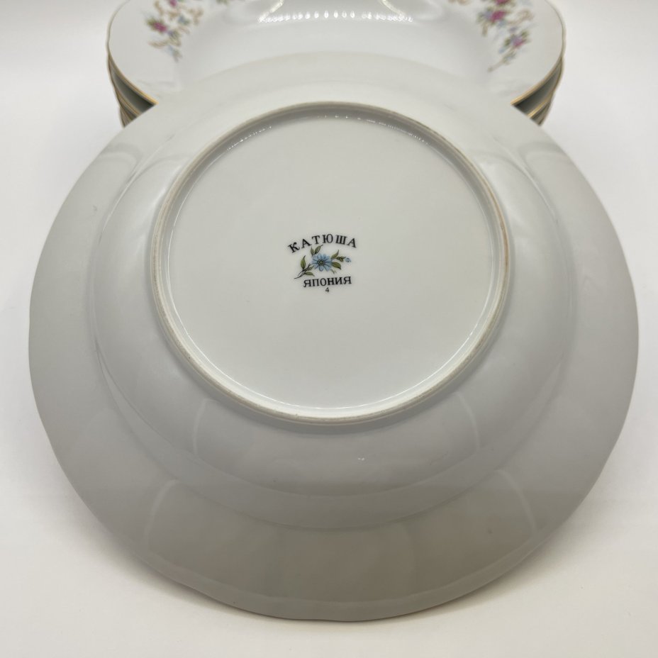 Набор суповых тарелок на 6 персон, украшенных цветочным декором, Катюша Япония