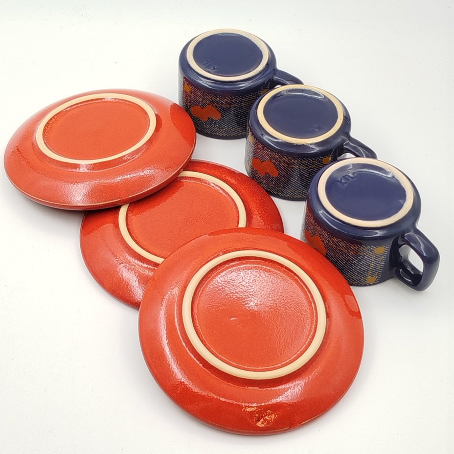 Набор из 3-х кофейных пар с декором в виде сердец