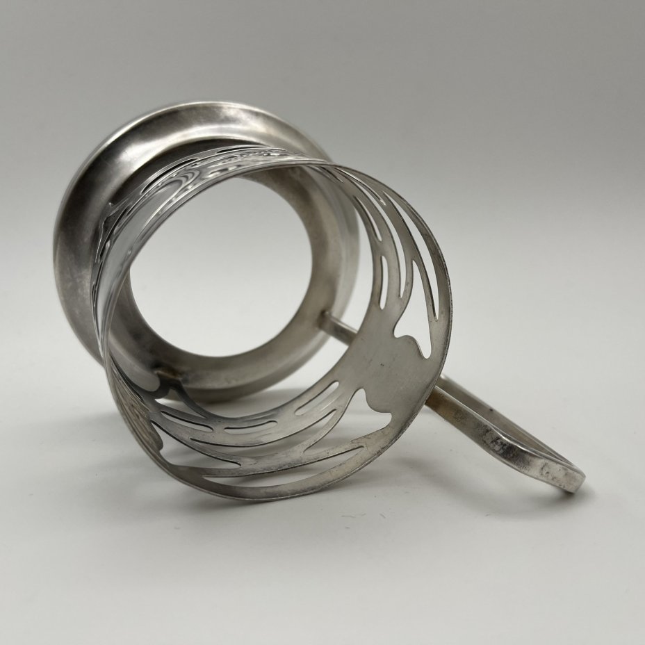 Подстаканник в стиле Модерн, мНЦ (медь-никель-цинк), Киевский завод столовых приборов и посуды им. Дзержинского (ЗiД, ЗиД), СССР, 1950-1962 гг.