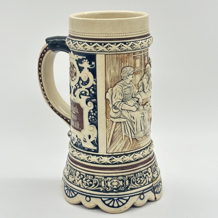 Кружка пивная "Sprich, was wahr ist, trink, was klar ist" ("Говори правду, пей то, что прозрачно"), керамика, Германия, 1960-1990 гг.