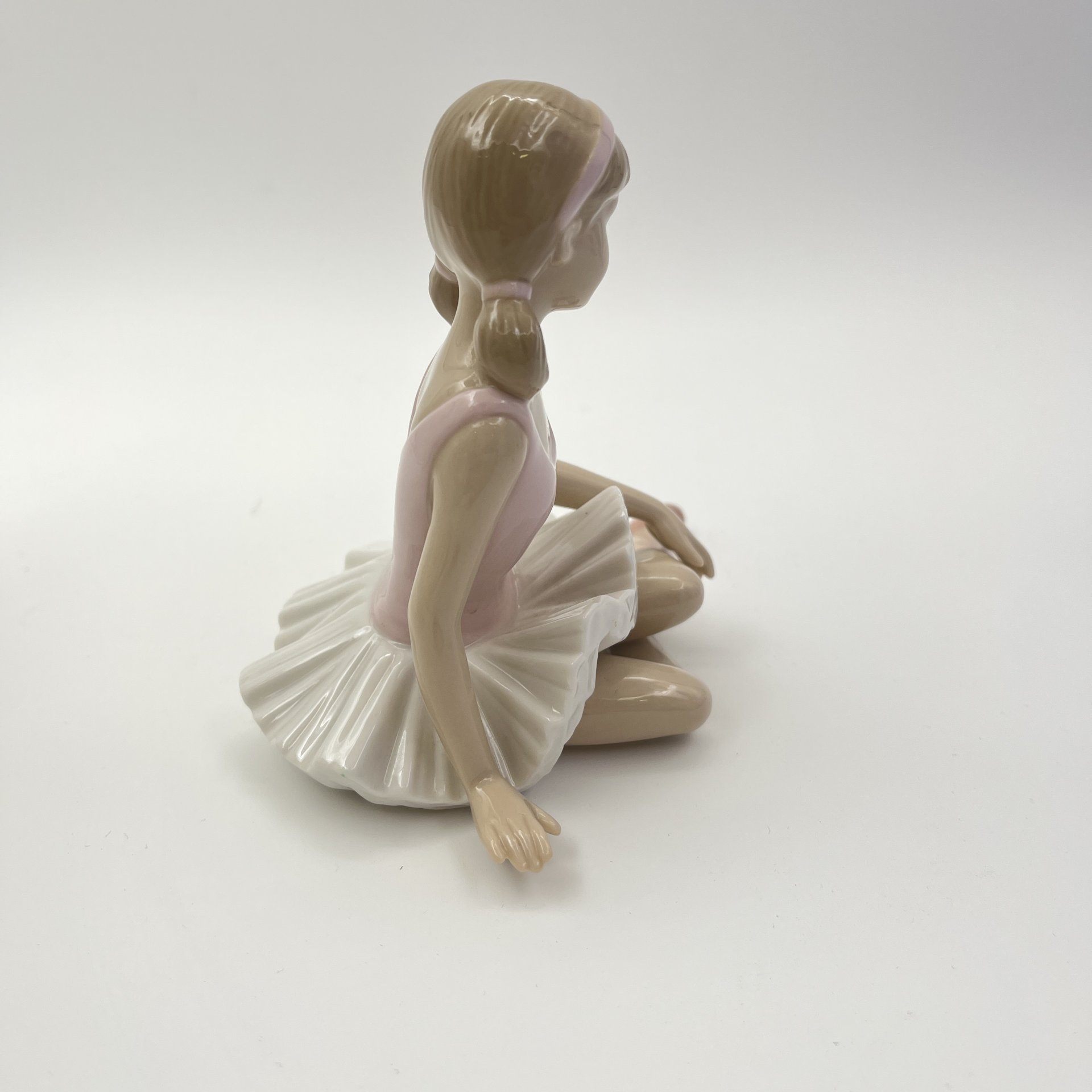 Статуэтка "Балерина", фарфор, роспись, Leonardo Collection, Великобритания, 1990-2010 гг.