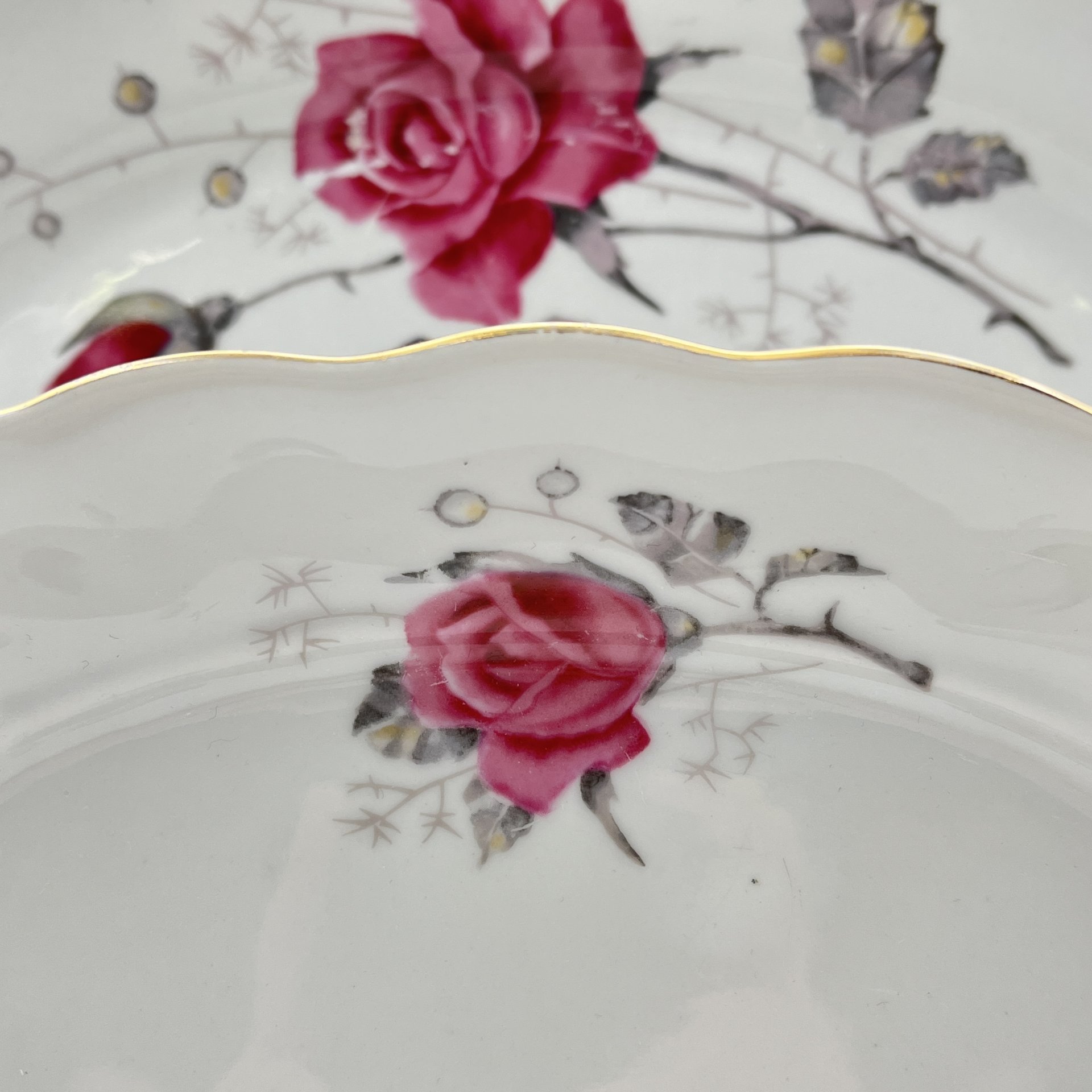 Набор из 2-х блюд (селёдочниц), украшенных изображением розы, фарфор, деколь, золочение, Karolina (Фарфоровая мануфактура «Каролина», Польша), Польша, 1980-1990 гг.