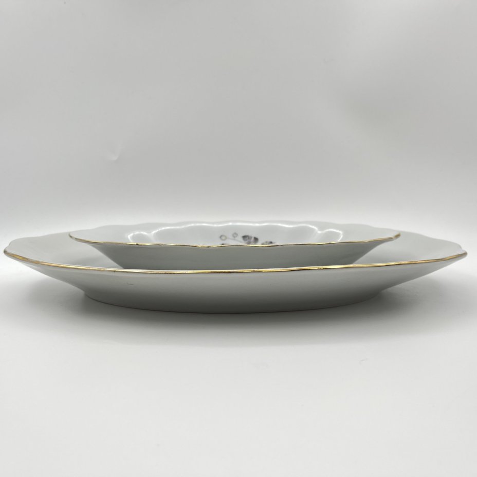 Набор из 2-х блюд (селёдочниц), украшенных изображением розы, фарфор, деколь, золочение, Karolina (Фарфоровая мануфактура «Каролина», Польша), Польша, 1980-1990 гг.