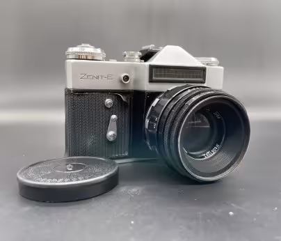 Фотоаппарат "Зенит-Е" с объективом "Гелиос-44", Красногорский механический завод (КМЗ)