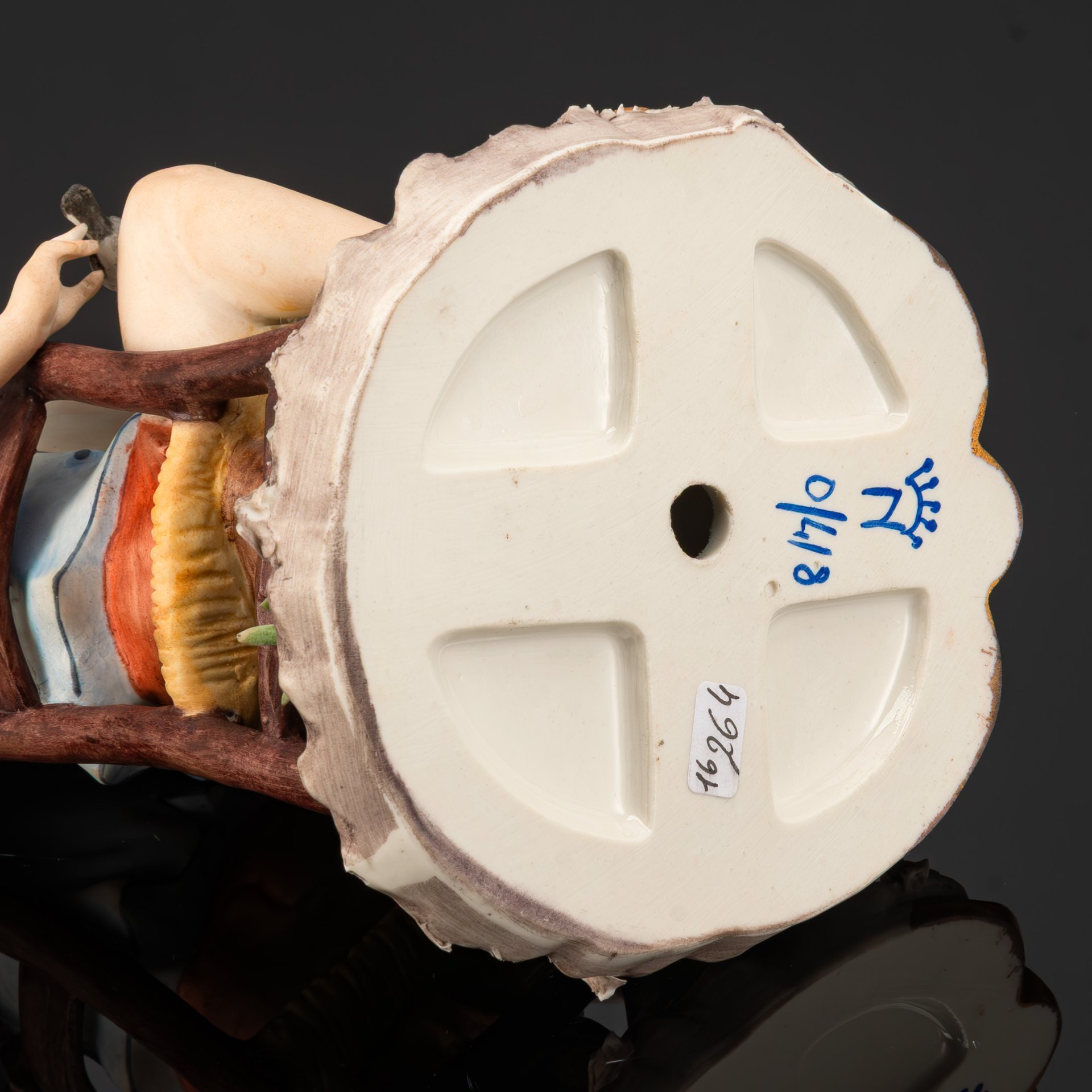 Статуэтка "Мальчик с птицами", скульптор Gianni Merlo