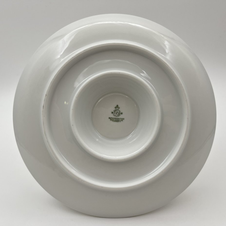 Соусник с растительным декором, серия "Charleroi-Bruxelles", фарфор, золочение, Tirschenreuth, Германия, 1969-1990 гг.